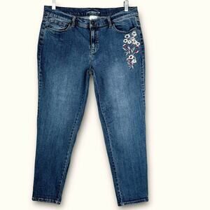Liz Claiborne Classic Denim Blue Jeans Stretchy Women Size 16 Floral Embroidery